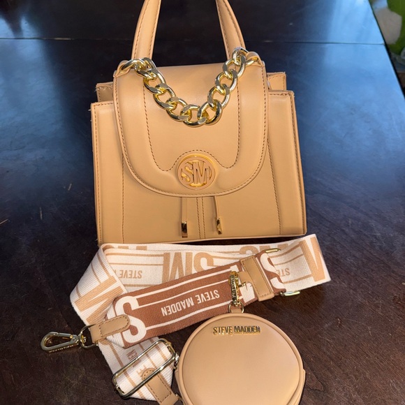 Steve Madden Handbags - Steve Madden Beige/Tan Leather Satchel with Gold Chain Detail